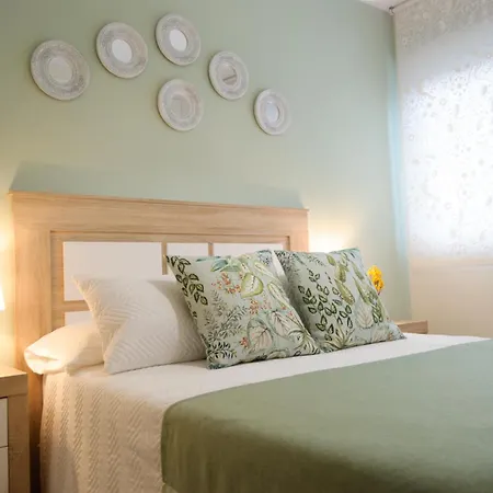 Apartment Nuevo, Con Parking Gratuito Y A Un Paso Del Casco Historico *